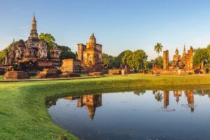 Besuchen Sie den einzigartigen Geschichtspark Sukhothai